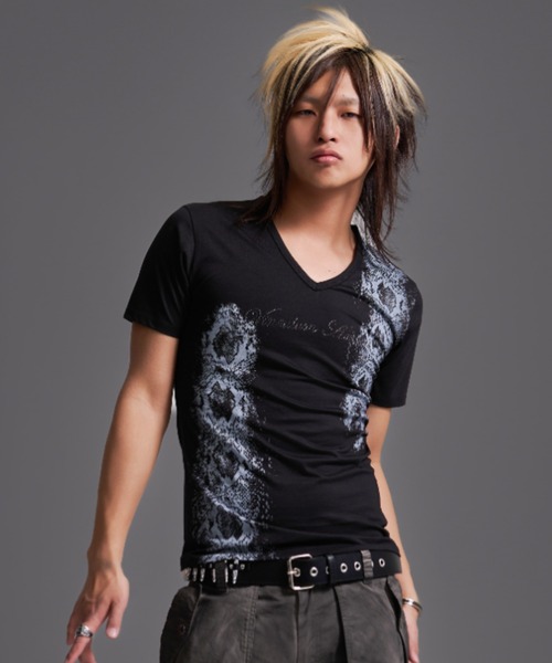 FUGA/フーガ』パイソンプリントVネックTシャツ（Tシャツ/カットソー