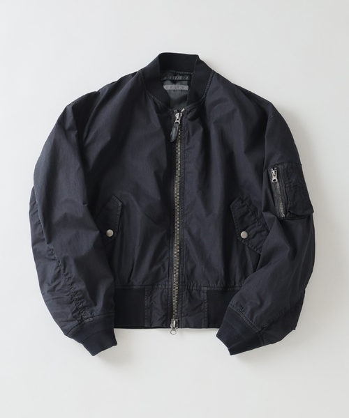 JOURNAL STANDARD（ジャーナルスタンダード）の「オーバー フィット ライト ボンバー ガーメントダイ ブルゾン（MA-1・メンズ・オレンジ/ブラック系その他/ライトブルー・LARGE/MEDIUM）」の2枚目の写真