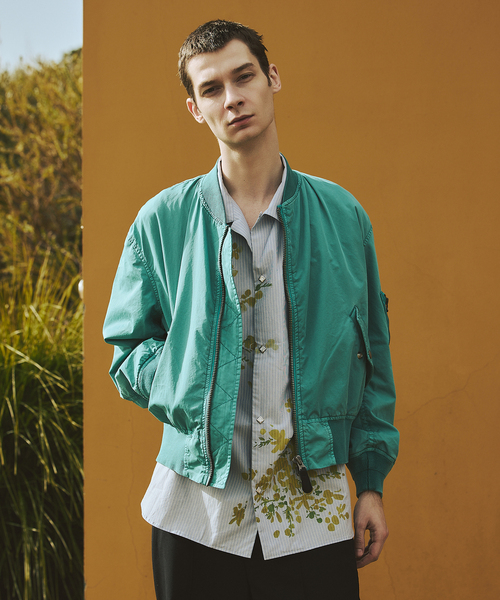 JOURNAL STANDARD（ジャーナルスタンダード）の「オーバー フィット ライト ボンバー ガーメントダイ ブルゾン（MA-1・メンズ・オレンジ/ブラック系その他/ライトブルー・LARGE/MEDIUM）」の5枚目の写真