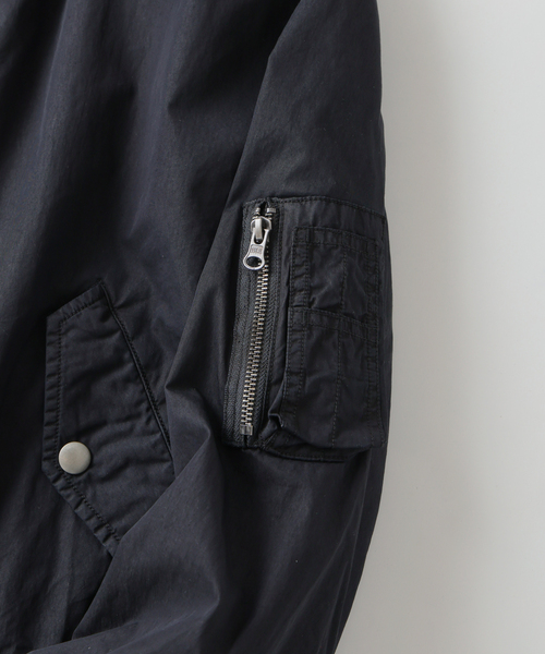 JOURNAL STANDARD（ジャーナルスタンダード）の「オーバー フィット ライト ボンバー ガーメントダイ ブルゾン（MA-1・メンズ・オレンジ/ブラック系その他/ライトブルー・LARGE/MEDIUM）」の18枚目の写真