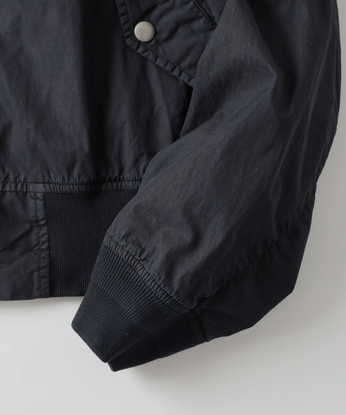 JOURNAL STANDARD（ジャーナルスタンダード）の「オーバー フィット ライト ボンバー ガーメントダイ ブルゾン（MA-1・メンズ・オレンジ/ブラック系その他/ライトブルー・LARGE/MEDIUM）」の19枚目の写真