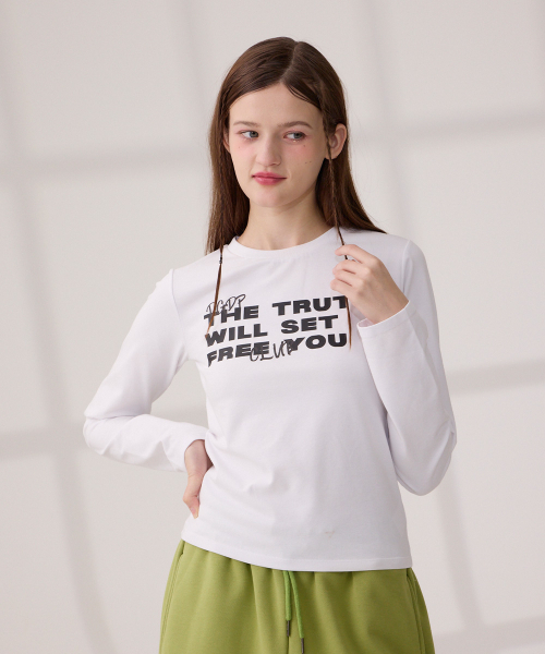 DANGLEDROP(ダングルドロップ)の「DGDP FREE YOU セミクロップロングスリーブホワイト(Tシャツ/カットソー・レディース・その他・FREE)」の5枚目の写真