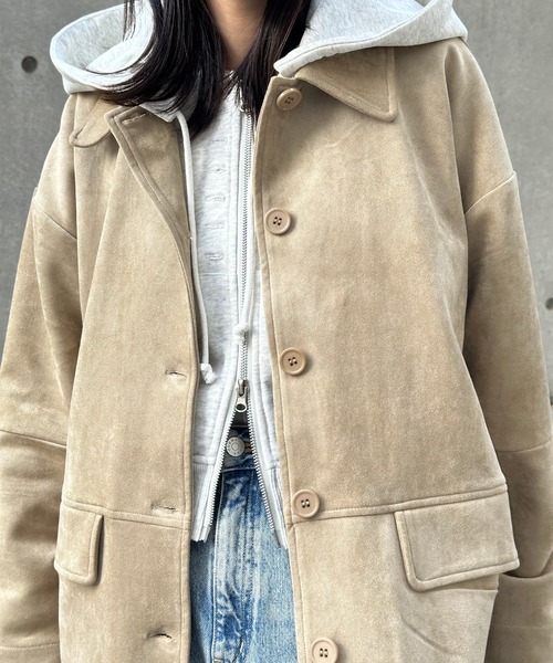Perushu(ペルーシュ)の「Faux Suede Over Shirt Jacket / フェイクスウェードオーバーシャツジャケット(カバーオール・レディース・ベージュ/ライトグリーン/ブラウン・SMALL/MEDIUM)」の5枚目の写真