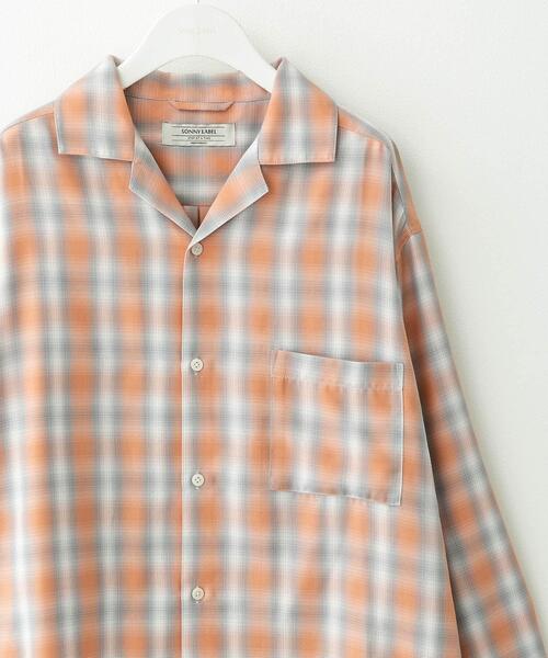 URBAN RESEARCH Sonny Label（アーバンリサーチサニーレーベル）の「オンブレチェックロングスリーブシャツ（シャツ/ブラウス・メンズ・オレンジ系その他/ホワイト系その他/ブルー系その他・MEDIUM/LARGE）」の3枚目の写真