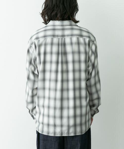 URBAN RESEARCH Sonny Label（アーバンリサーチサニーレーベル）の「オンブレチェックロングスリーブシャツ（シャツ/ブラウス・メンズ・オレンジ系その他/ホワイト系その他/ブルー系その他・MEDIUM/LARGE）」の12枚目の写真