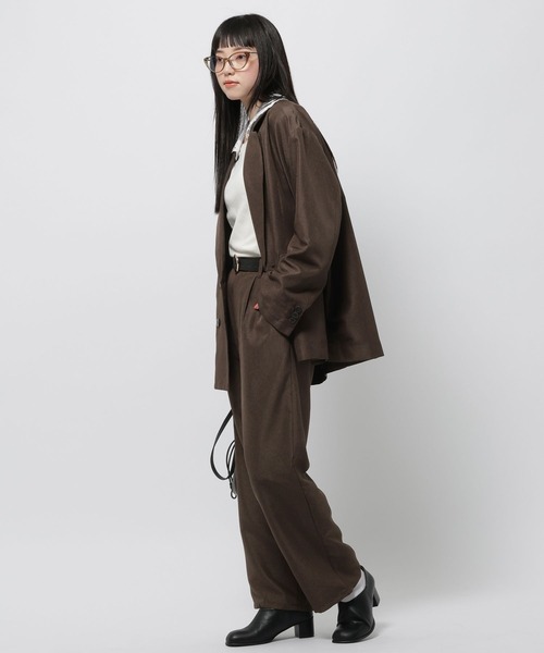 niko and...（ニコアンド）の「タックストレートパンツ（その他パンツ・レディース・ダークブラウン/グレー/チャコール・LARGE/MEDIUM）」の3枚目の写真