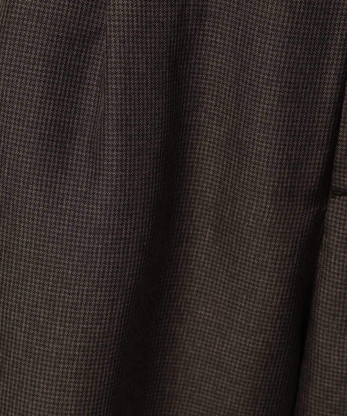 niko and...（ニコアンド）の「タックストレートパンツ（その他パンツ・レディース・ダークブラウン/グレー/チャコール・LARGE/MEDIUM）」の6枚目の写真