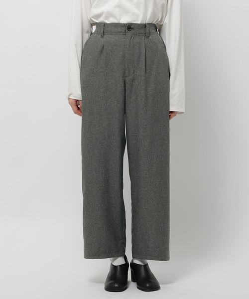 niko and...（ニコアンド）の「タックストレートパンツ（その他パンツ・レディース・ダークブラウン/グレー/チャコール・LARGE/MEDIUM）」の17枚目の写真