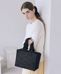 Maison de FLEUR | レースフリルハンドルスクエアトートSバッグ(トートバッグ)