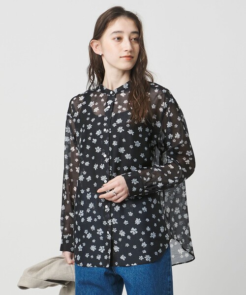 UNITED ARROWS（ユナイテッドアローズ）の「プリント バンドカラー シャツ（シャツ/ブラウス・レディース・ブラック/その他1/ネイビー・FREE）」の4枚目の写真