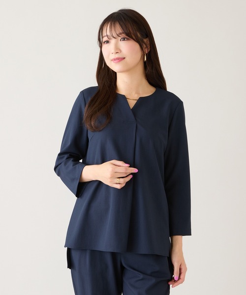 Rose Tiara(ローズティアラ)の「【セットアップ対応】【イージーケア】ストレッチツイルブラウス(シャツ/ブラウス・レディース・ネイビー/ベージュ・46/42/38)」の9枚目の写真