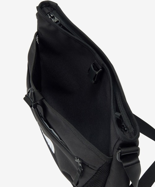 THE NORTH FACE(ザノースフェイス)の「【THE NORTH FACE/ザ ノースフェイス】リープショルダー(ショルダーバッグ・メンズ・ブラック/ホワイト/レッド・FREE)」の14枚目の写真
