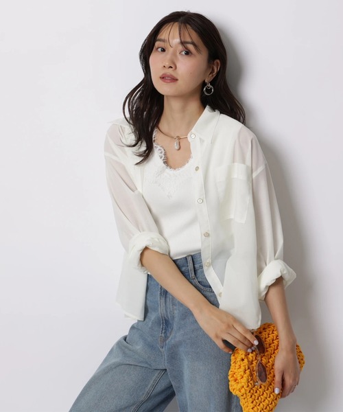 JUSGLITTY（ジャスグリッティー）の「シアーシャツ×レースニットＳＥＴ（ニット/セーター・レディース・チャコールグレー/ホワイト/ピンク/ミント・2）」の2枚目の写真