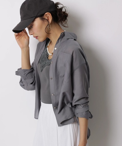 JUSGLITTY（ジャスグリッティー）の「シアーシャツ×レースニットＳＥＴ（ニット/セーター・レディース・チャコールグレー/ホワイト/ピンク/ミント・2）」の10枚目の写真