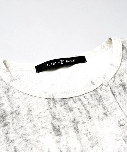 NO ID.(ノーアイディ)の「【NO ID.】Asymmetry Crew Neck Cardigan / アシンメトリー クルーネック カーディガン(カーディガン/ボレロ・メンズ・アイボリー/ブラック/グレー・ONE SIZE)」の4枚目の写真