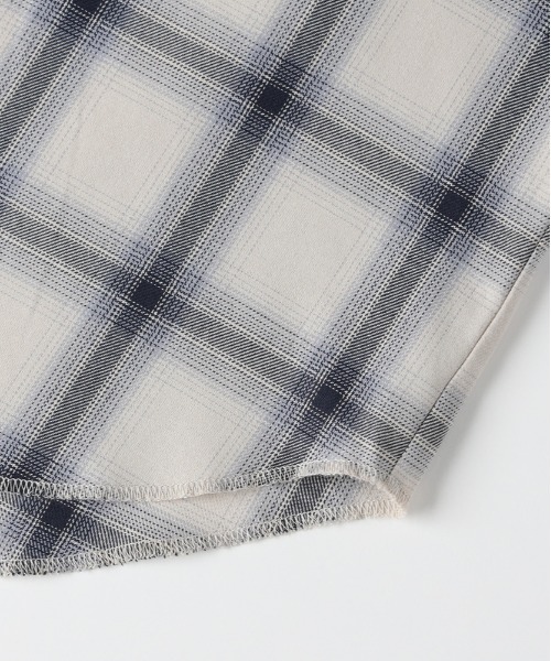 BACK NUMBER（バックナンバー）の「【BACK NUMBER】レイヤード風チェックシャツ (ビンテージ風 / ライトアウター / スウェットコンビ)（シャツ/ブラウス・メンズ・ブルー/ブラウン/ブラック・S/M/L/XL）」の17枚目の写真