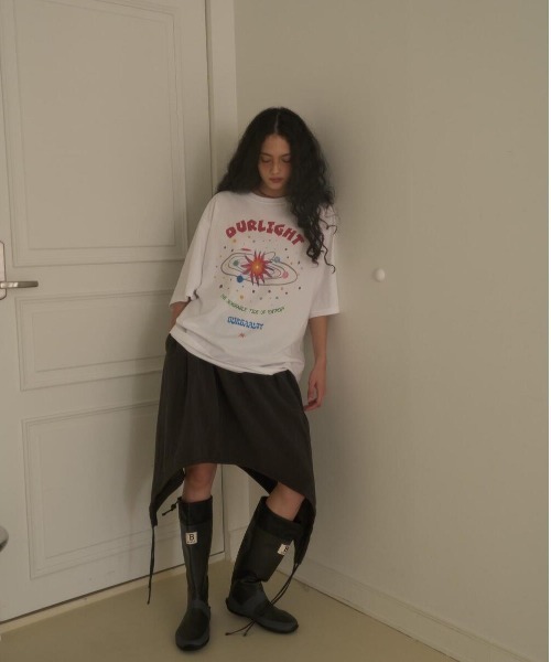 oursaalty（アウアソルティ）の「SAALTY SPACE OVERFIT T-SHIRT（Tシャツ/カットソー・レディース・スモークグレー/ホワイト・FREE）」の6枚目の写真