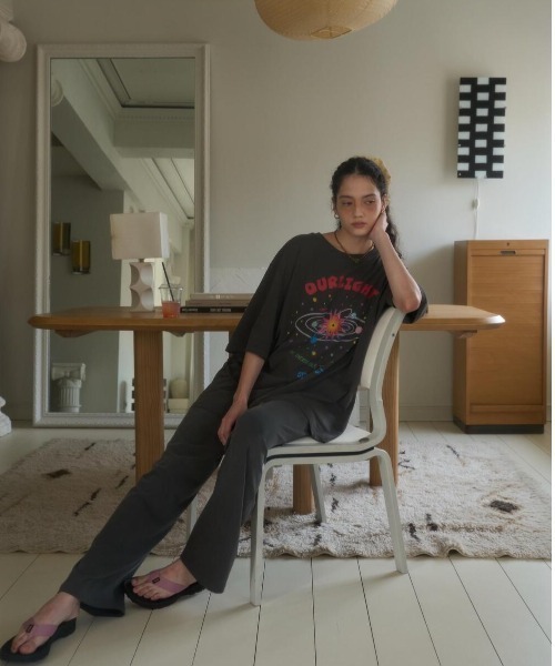 oursaalty（アウアソルティ）の「SAALTY SPACE OVERFIT T-SHIRT（Tシャツ/カットソー・レディース・スモークグレー/ホワイト・FREE）」の19枚目の写真