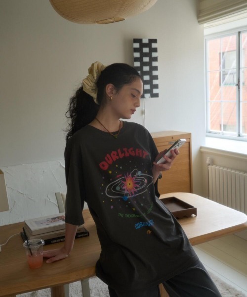 oursaalty（アウアソルティ）の「SAALTY SPACE OVERFIT T-SHIRT（Tシャツ/カットソー・レディース・スモークグレー/ホワイト・FREE）」の22枚目の写真