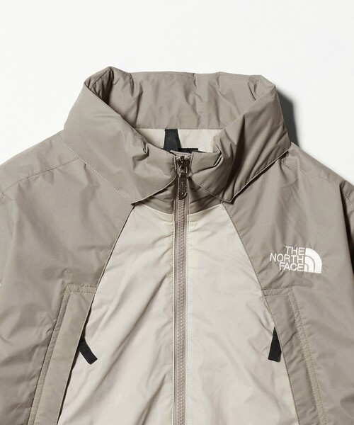 THE NORTH FACE(ザノースフェイス)の「<THE NORTH FACE>チムニー ウィンド ジャケット(マウンテンパーカー・メンズ・ライトグレー/ブラック・XL/M/L)」の16枚目の写真