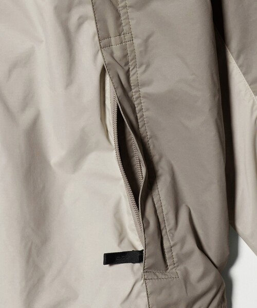 THE NORTH FACE(ザノースフェイス)の「<THE NORTH FACE>チムニー ウィンド ジャケット(マウンテンパーカー・メンズ・ライトグレー/ブラック・XL/M/L)」の19枚目の写真