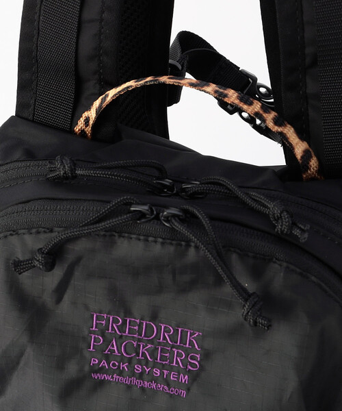 FREAK'S STORE（フリークスストア）の「FREDRIK PACKERS × FREAK'S STORE/フレドリックパッカーズ 別注 QUEST PACK/別注クエストパック　限定展開（バックパック/リュック・レディース・レオパード/ブラック・ONE SIZE）」の7枚目の写真