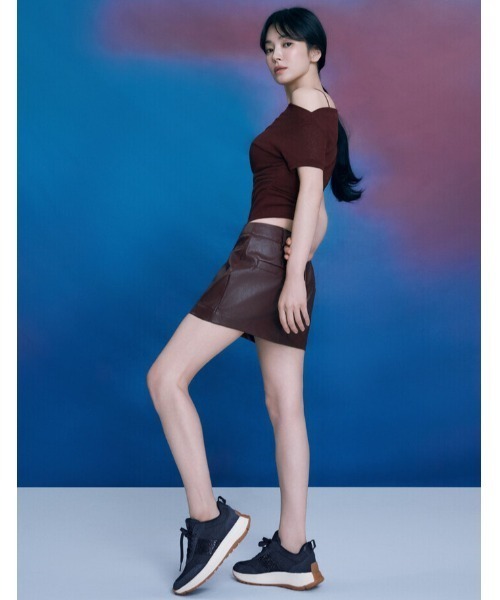 fitflop(フィットフロップ)の「F-MODE フロークリスタル デニム/スエード スニーカー(スニーカー・レディース・ネイビー・US6.5/US7/US7.5/US6/US8)」の7枚目の写真