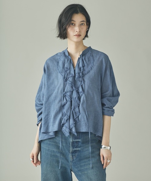 Curensology（カレンソロジー）の「Curensology(カレンソロジー)/ウォッシャブルラミーフリルブラウス（シャツ/ブラウス・レディース・ブルー系その他/ホワイト/グレー系その他2・FREE）」の3枚目の写真