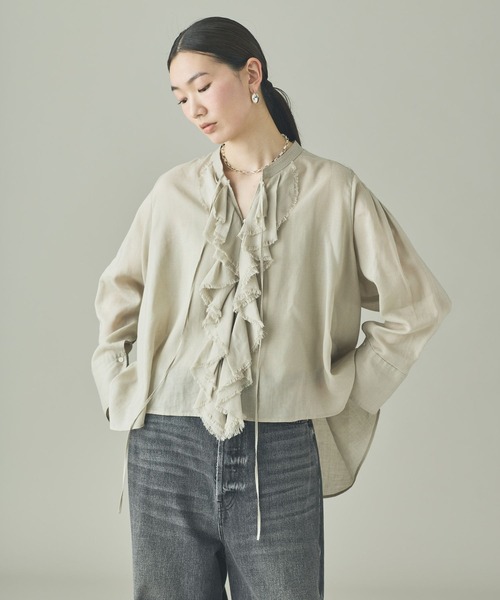 Curensology（カレンソロジー）の「Curensology(カレンソロジー)/ウォッシャブルラミーフリルブラウス（シャツ/ブラウス・レディース・ブルー系その他/ホワイト/グレー系その他2・FREE）」の2枚目の写真