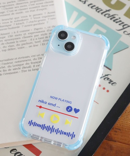 niko and...(ニコアンド)の「Music Player風iPhoneケース(iPhone13/14/15)(スマホケース/カバー・レディース・ライトブルー/ブラック/オレンジ・0)」の2枚目の写真