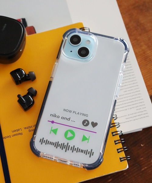 niko and...(ニコアンド)の「Music Player風iPhoneケース(iPhone13/14/15)(スマホケース/カバー・レディース・ライトブルー/ブラック/オレンジ・0)」の1枚目の写真