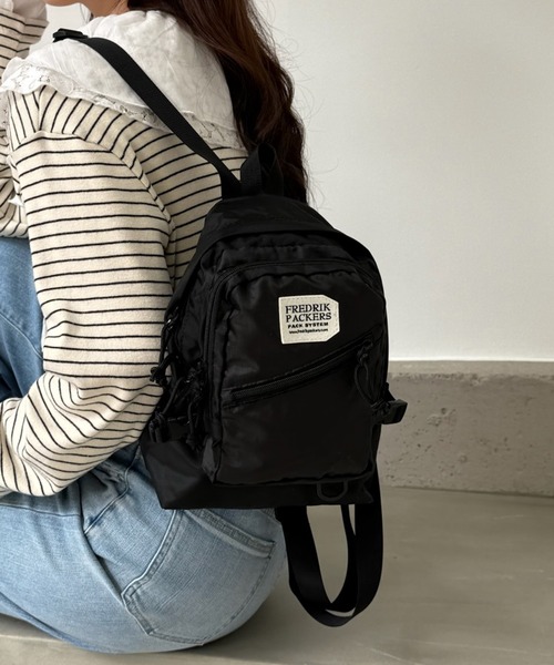 FREDRIK PACKERS(フレドリックパッカーズ)の「【FREDRIK PACKERS】DUAL SACK デュアルサック / ミニリュック /ミニバックパック(バックパック/リュック・レディース・ブラック・FREE)」の1枚目の写真