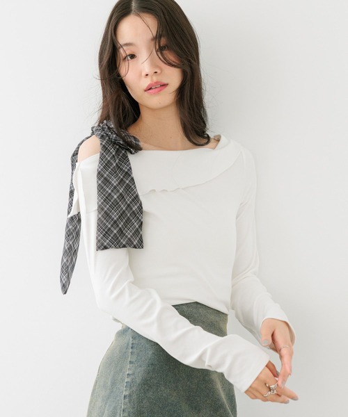 Heather（ヘザー）の「オフショルリボンカットソー　668902（Tシャツ/カットソー・レディース・グレー/オフホワイト/ブラック・FREE）」の5枚目の写真