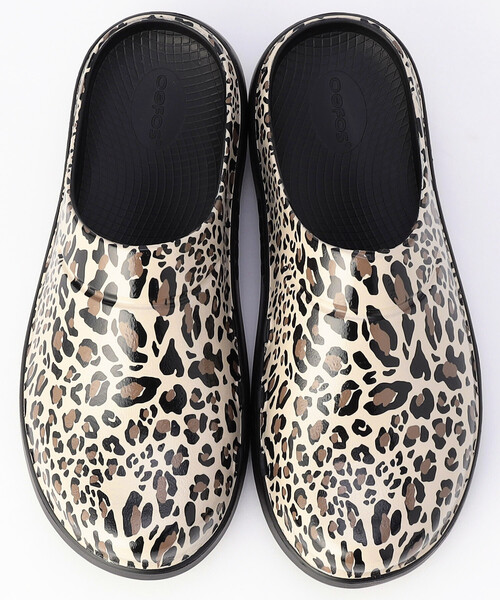 OOFOS(ウーフォス)の「OOFOS/ウーフォス OOcloog Limited Leopard【26.0-28.0cm】(サンダル・メンズ・レオパード・8/7/9)」の2枚目の写真
