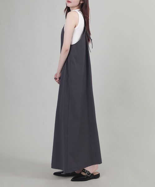 aimoha（アイモハ）の「バックリボンキャミソールワンピース【UVケア】（ワンピース・レディース・ダークグレー/ブラック/グレイッシュベージュ・FREE）」の16枚目の写真