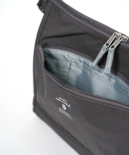 anello（アネロ）の「"02"≪anello GRANDE≫CABIN/キャビン 10ポケット ショルダーバッグ（ショルダーバッグ・レディース・ネイビー/グレイッシュベージュ/ブラック/ダークグレー・ONE SIZE）」の19枚目の写真