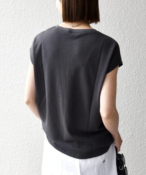 SHIPS any（シップス エニィ）の「SHIPS any:〈洗濯機可能〉シアー 裏毛 クルーネック フレンチ スリーブ TEE（Tシャツ/カットソー・レディース・ピンク/チャコールグレー/ホワイト・ONE SIZE）」の21枚目の写真