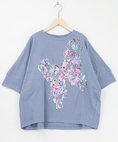 ScoLar(スカラー)の「161647:水彩タッチ花蝶プリントTシャツ(Tシャツ/カットソー・レディース・ブルー/チャコールグレー/オフホワイト・M)」の1枚目の写真