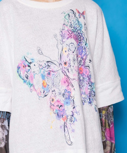 ScoLar(スカラー)の「161647:水彩タッチ花蝶プリントTシャツ(Tシャツ/カットソー・レディース・ブルー/チャコールグレー/オフホワイト・M)」の10枚目の写真
