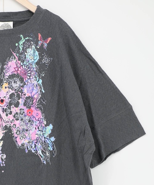 ScoLar(スカラー)の「161647:水彩タッチ花蝶プリントTシャツ(Tシャツ/カットソー・レディース・ブルー/チャコールグレー/オフホワイト・M)」の16枚目の写真