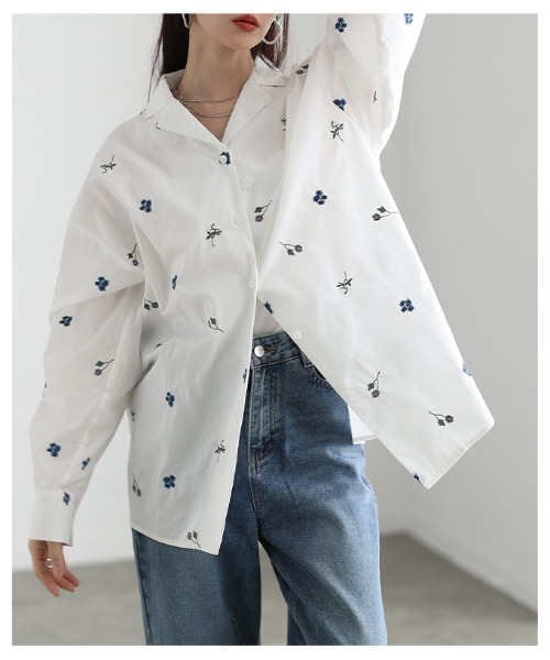 Sawa a la mode(サワアラモード)の「花柄刺繍オープンカラーコットンシャツ(シャツ/ブラウス・レディース・ブラック/オフホワイト・FREE)」の11枚目の写真