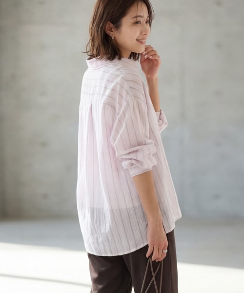 STYLE DELI(スタイルデリ)の「エアリーストライプ柄シャツ(シャツ/ブラウス・レディース・ピンク/ホワイト・FREE)」の9枚目の写真