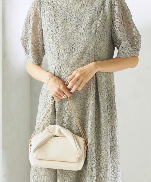 kaene(カエン)の「【SHIPS別注】kaene: 2WAY リボン バッグ(ショルダーバッグ・レディース・オフホワイト/ブラック・ONE SIZE)」の8枚目の写真