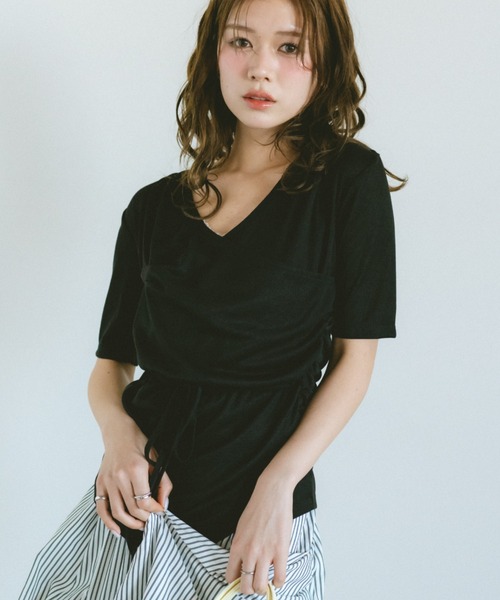 VANNIE U（ヴァニーユー）の「ドレープカシュクールトップス（Tシャツ/カットソー・レディース・ブラック/アイボリー・FREE）」の19枚目の写真