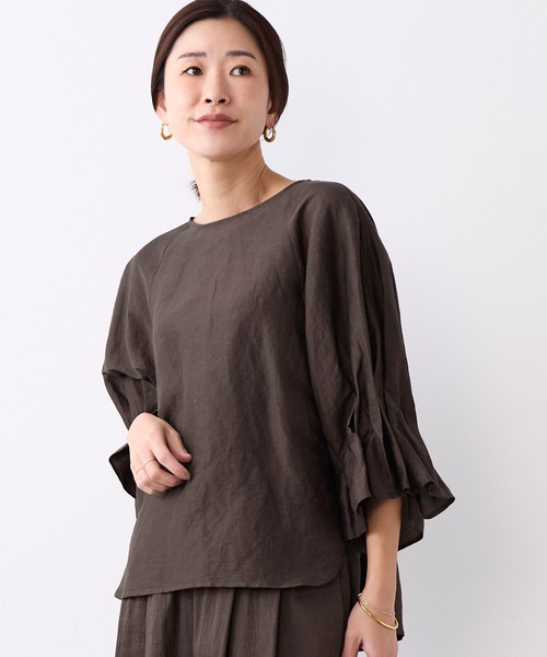 MICA&DEAL（マイカ＆ディール）の「タックスリーブブラウス〈セットアップ対応〉（シャツ/ブラウス・レディース・オフホワイト/チャコールグレー/ブラウン・FREE）」の3枚目の写真