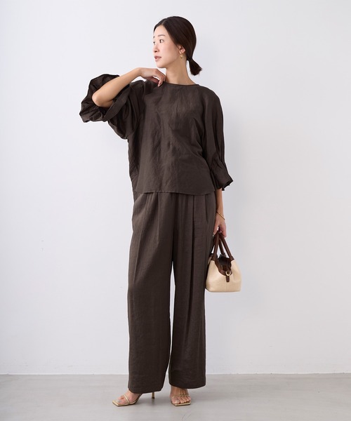 MICA&DEAL（マイカ＆ディール）の「タックスリーブブラウス〈セットアップ対応〉（シャツ/ブラウス・レディース・オフホワイト/チャコールグレー/ブラウン・FREE）」の18枚目の写真