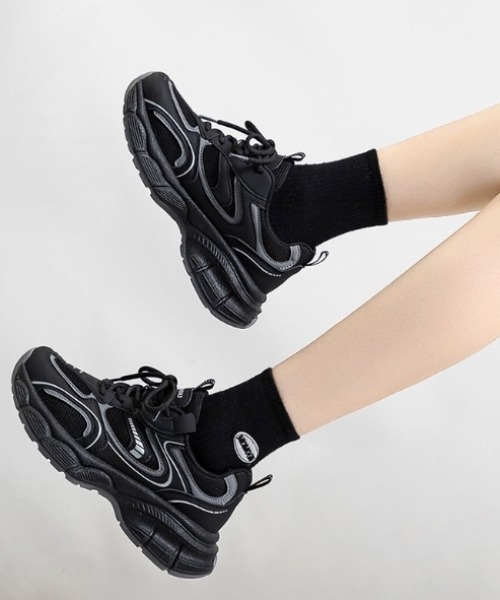 yuue' ( wear )(ユーイ)の「厚底ボリュームダッドスニーカー/スポーツシューズ(スニーカー・レディース・シルバー/ブラック・24.5cm/23.5cm)」の8枚目の写真