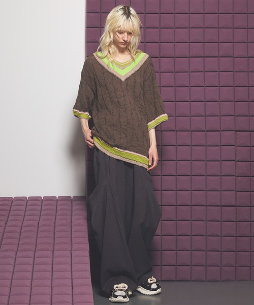 UNISEX》Multi-layered V-neck Prime-Over Short Sleeve Knit T-shirt