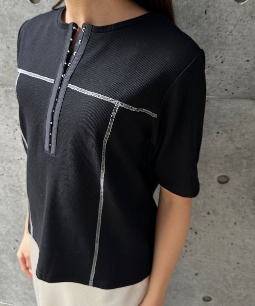 CIEL'AIR（シエルエアー）の「PIPING HOOK TOP（ﾊﾟｲﾋﾟﾝｸﾞﾎｯｸﾄｯﾌﾟ）（Tシャツ/カットソー・レディース・ブラック/アイボリー・FREE）」の4枚目の写真
