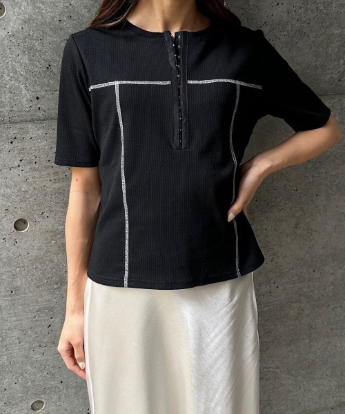 CIEL'AIR（シエルエアー）の「PIPING HOOK TOP（ﾊﾟｲﾋﾟﾝｸﾞﾎｯｸﾄｯﾌﾟ）（Tシャツ/カットソー・レディース・ブラック/アイボリー・FREE）」の18枚目の写真